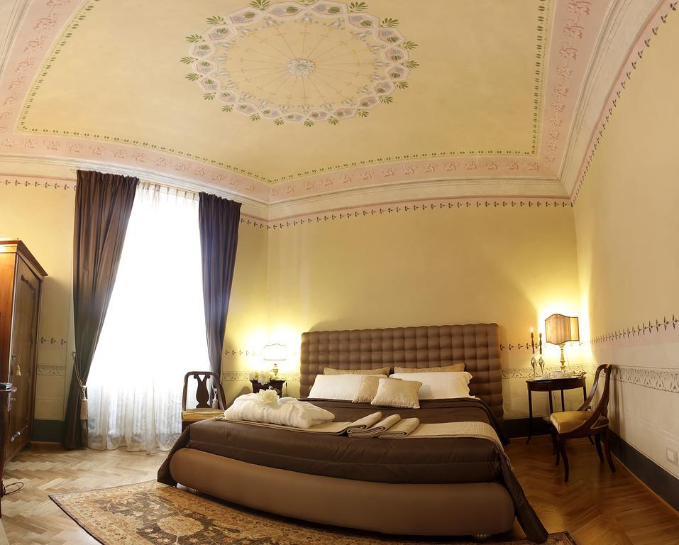 Alojamento de Acomodação e Pequeno-almoço Residenza D'epoca -santa Caterina 3*